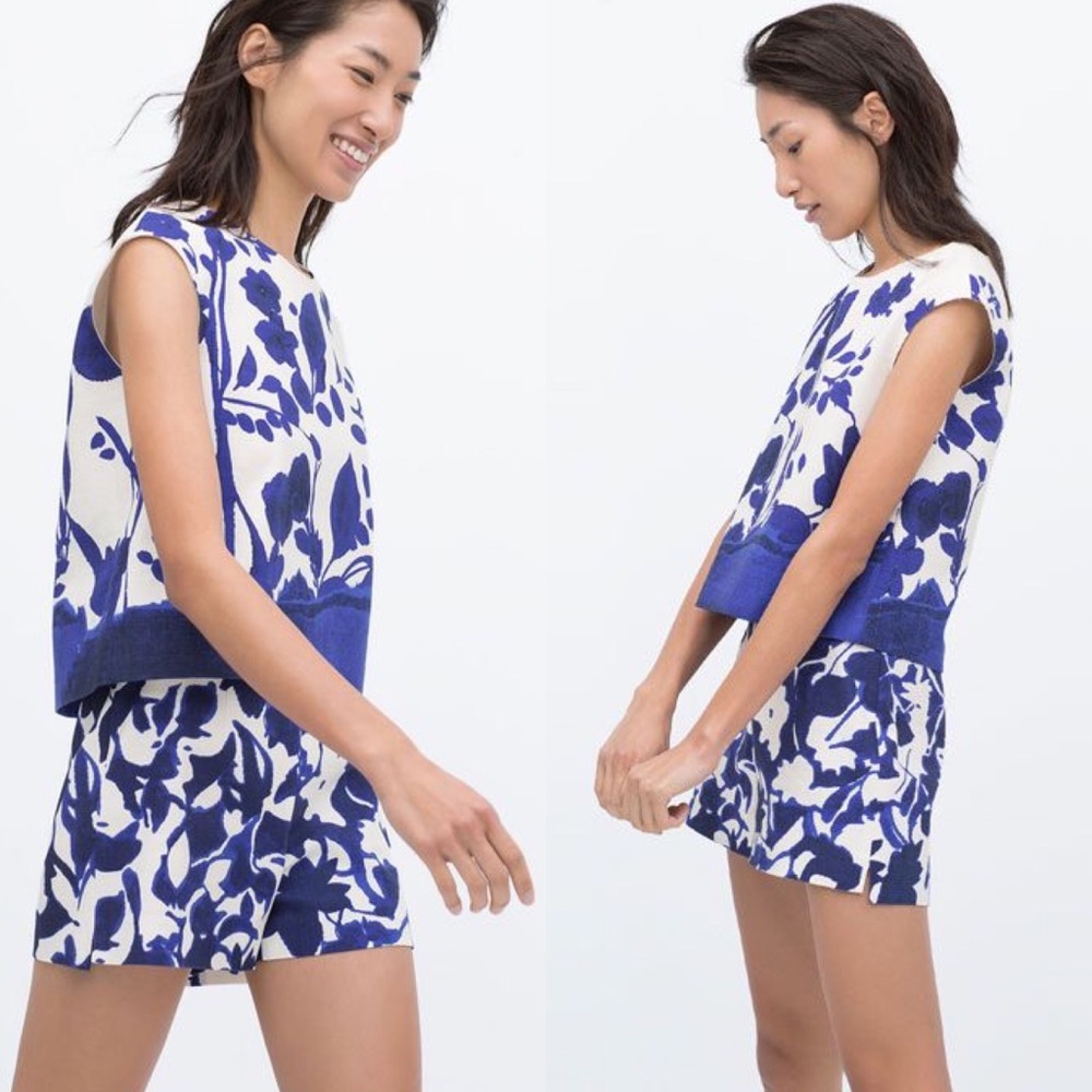 Zara Basic Blue Printed Structured Crop Top